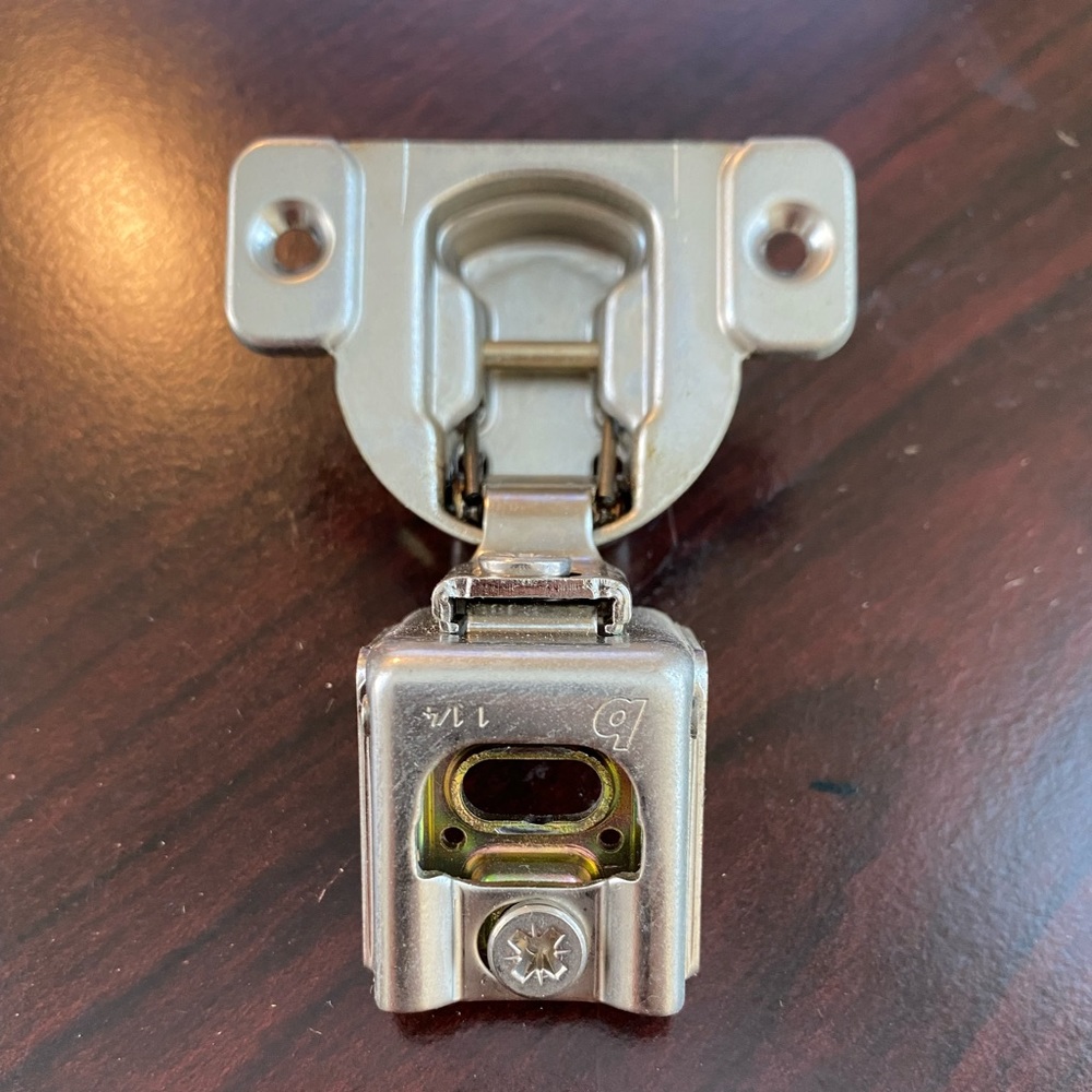 11 cabinet hinges